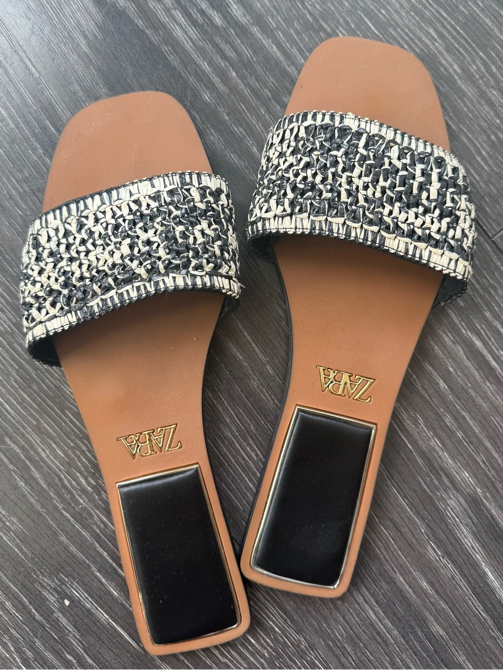 Zara Woven Black & White Slide Sandals: Size 41